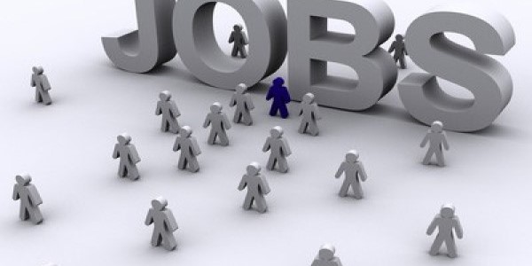 ΕΛΣΤΑΤ: Στο 11,8% μειώθηκε η ανεργία το α' τρίμηνο φέτος